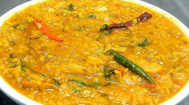 মুগ ডাল ভুনা সহজ ও সুস্বাদু