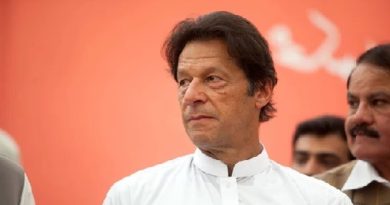 স্বাস্থ্য ঠিক আছে ইমরান খানের